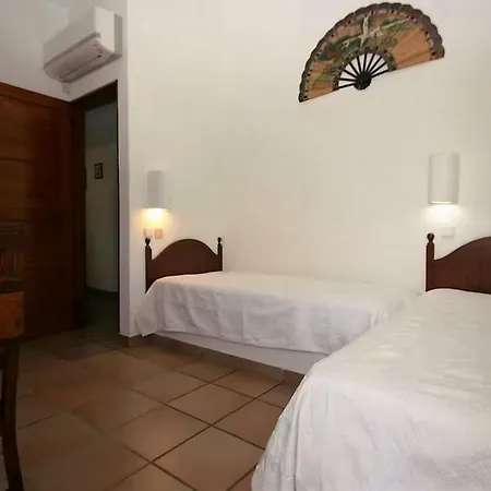 Holiday home Centrally Located